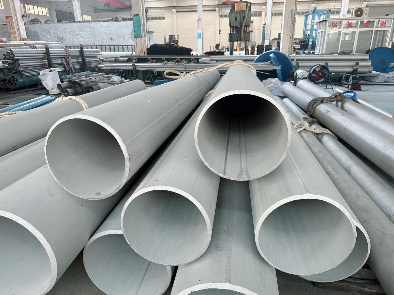 EFW borularının faydalarını ve uygulamalarını anlayın.