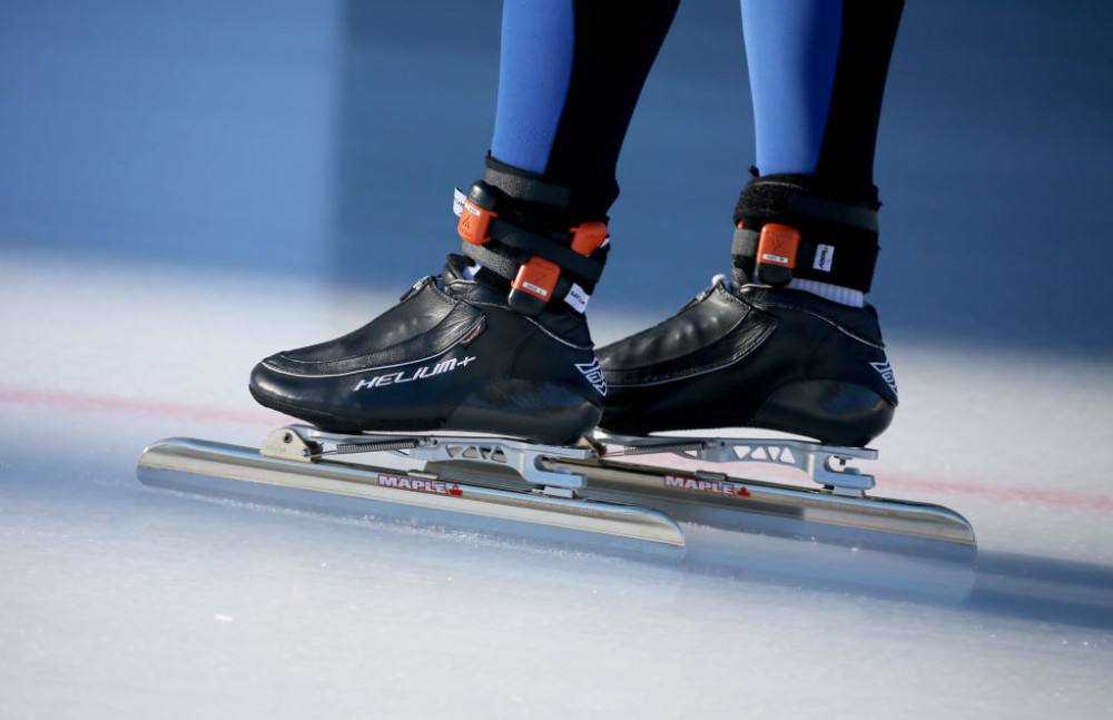 What kind of steel does ice skate use?