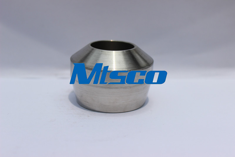 Stainless steel pipe fittings commonly used in piping