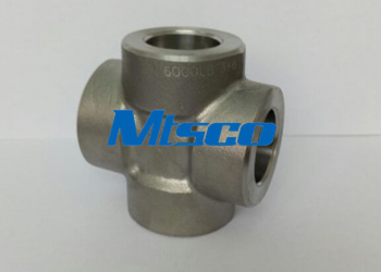 Stainless steel pipe fittings commonly used in piping